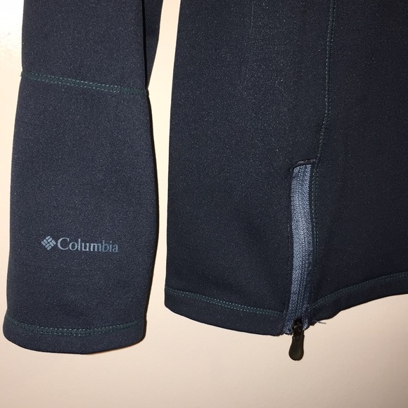 Columbia Half-Zip Pullover - Picture 6 of 6